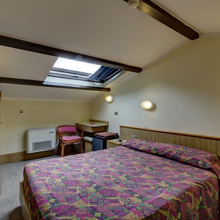 Hotel Leonardo Da Vinci Limone sul Garda Esterno foto
