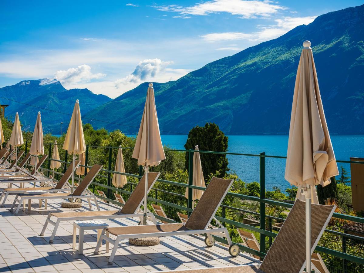 Hotel Leonardo Da Vinci Limone sul Garda Esterno foto